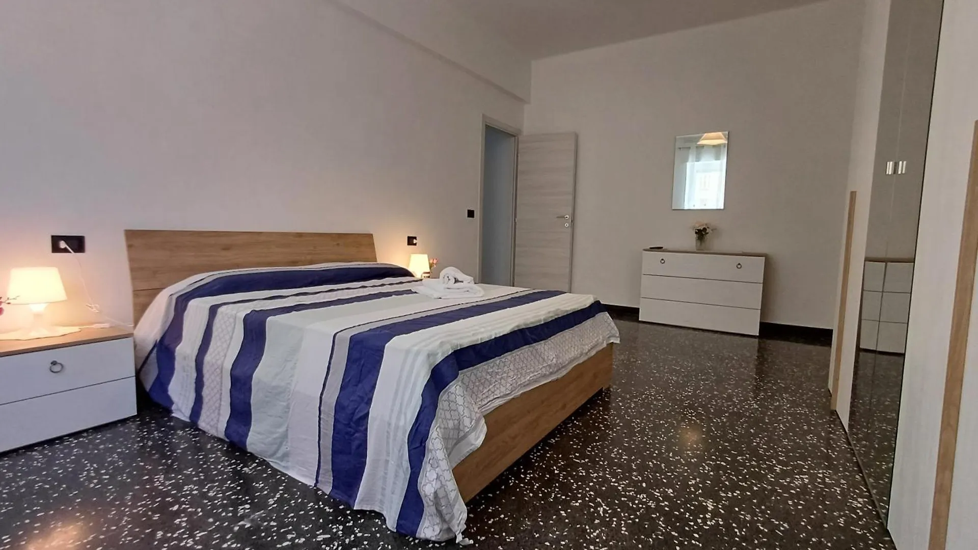 Apartment Utri House By Holiday World Genoa