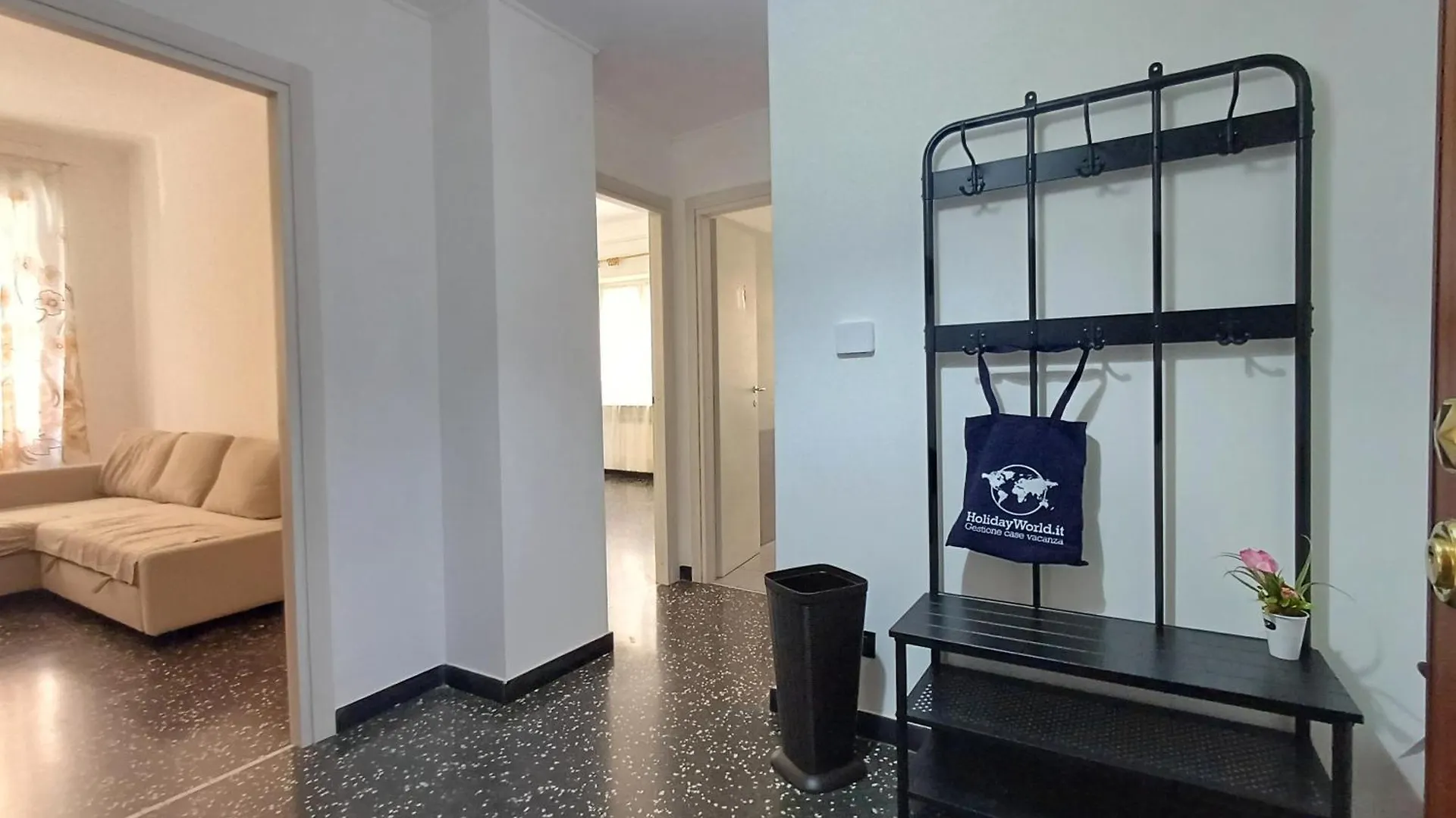 Utri House By Holiday World Genoa 0*,